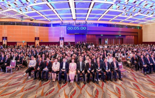 即制即入 跃变全球！31会议现场制证服务第二届全球医疗峰会