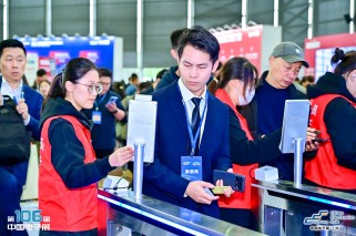 极速通关稳控全场！31会议闸机签到护航大型产业展会