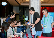 一码通学术 扫码启医程！31会议二维码签到服务河南省口腔医学会2026年年会
