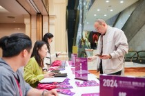 办活动缺人手、没预算？小程序签到让你 “一人搞定全场”